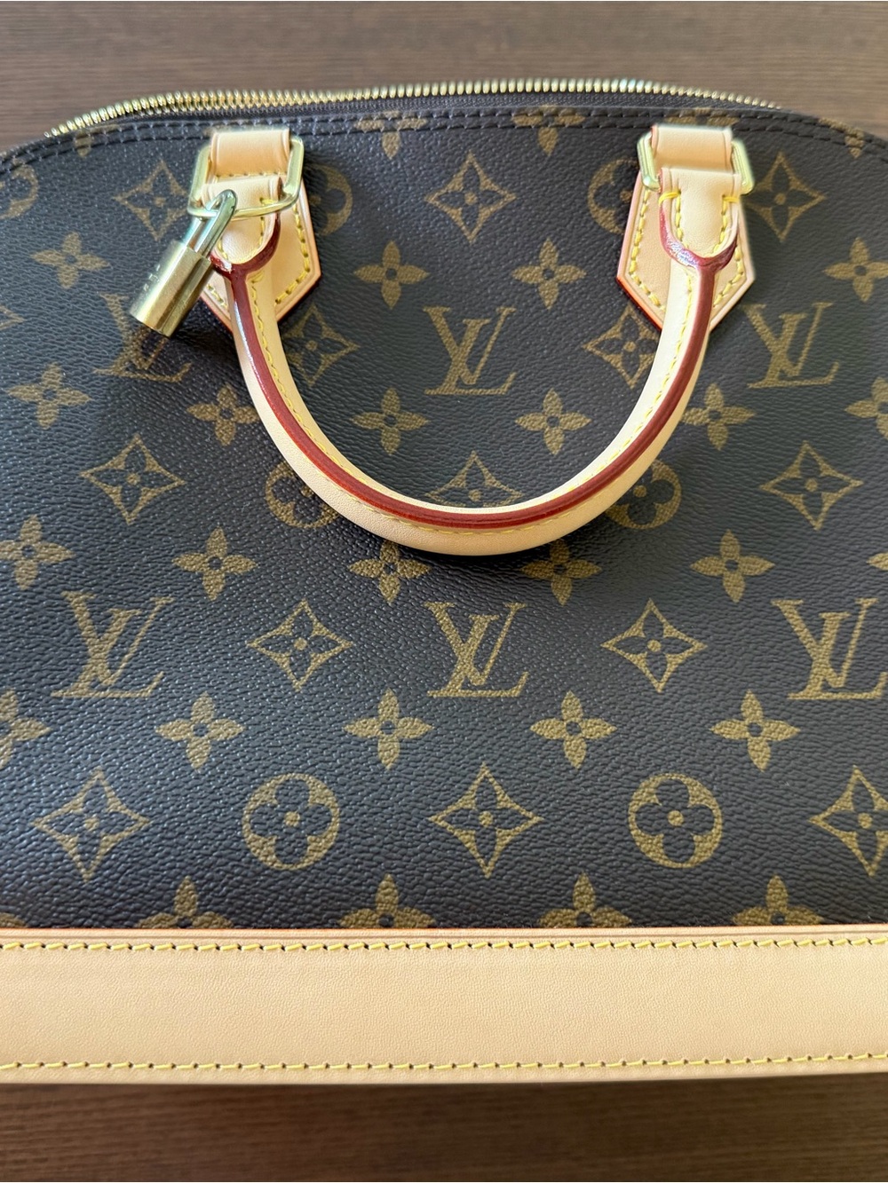 Louis Vuitton Monogram Alma PM - Picture 2 of 9